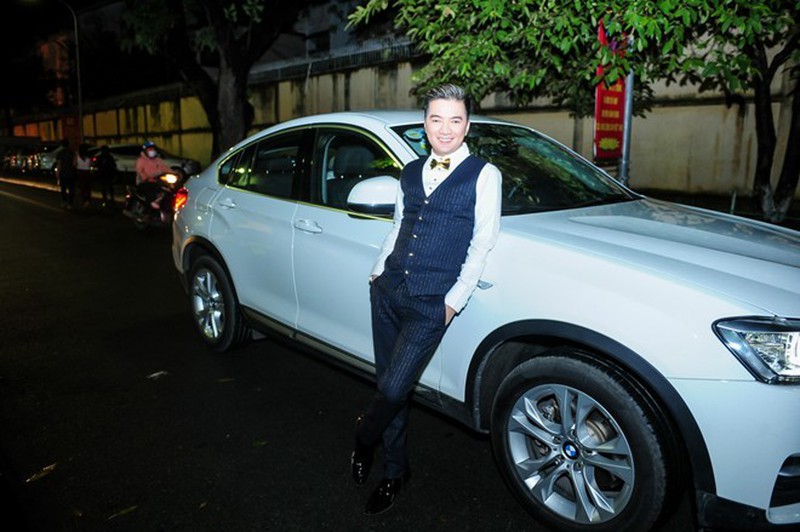 Dàn siêu xe 'khủng' của ca sĩ Đàm Vĩnh Hưng