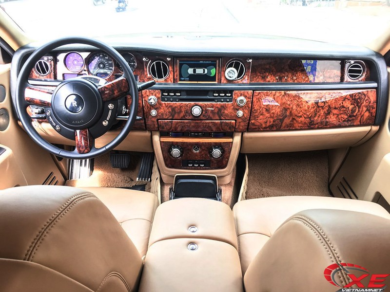 Loạt Rolls-Royce cũ biển siêu đẹp, rao bán giá 'khủng'