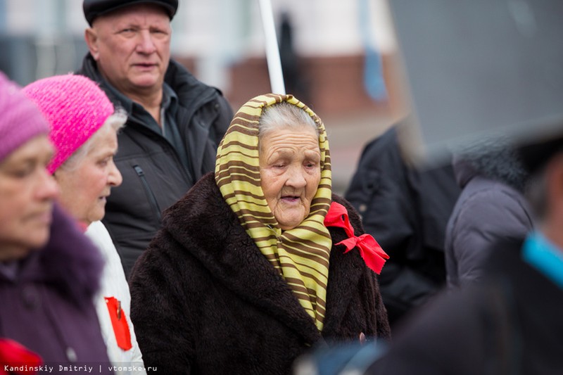 Ảnh: Người dân Nga không lãng quên Cách mạng Tháng Mười - ảnh 12