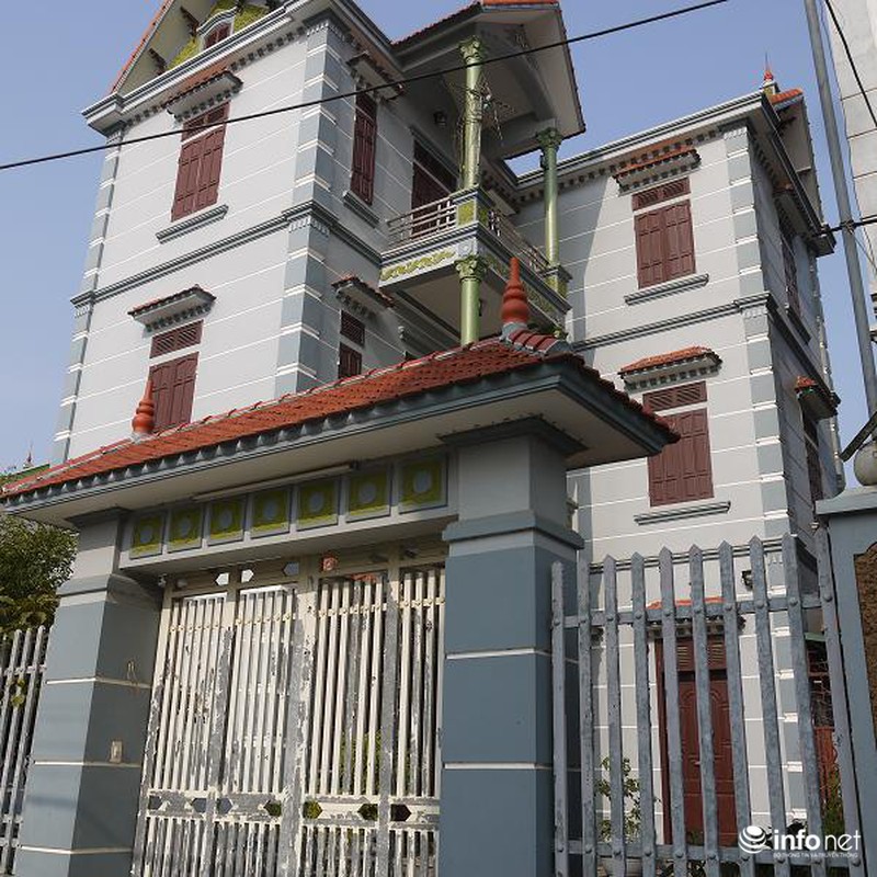 Choáng ngợp biệt thự bạc tỷ ở làng