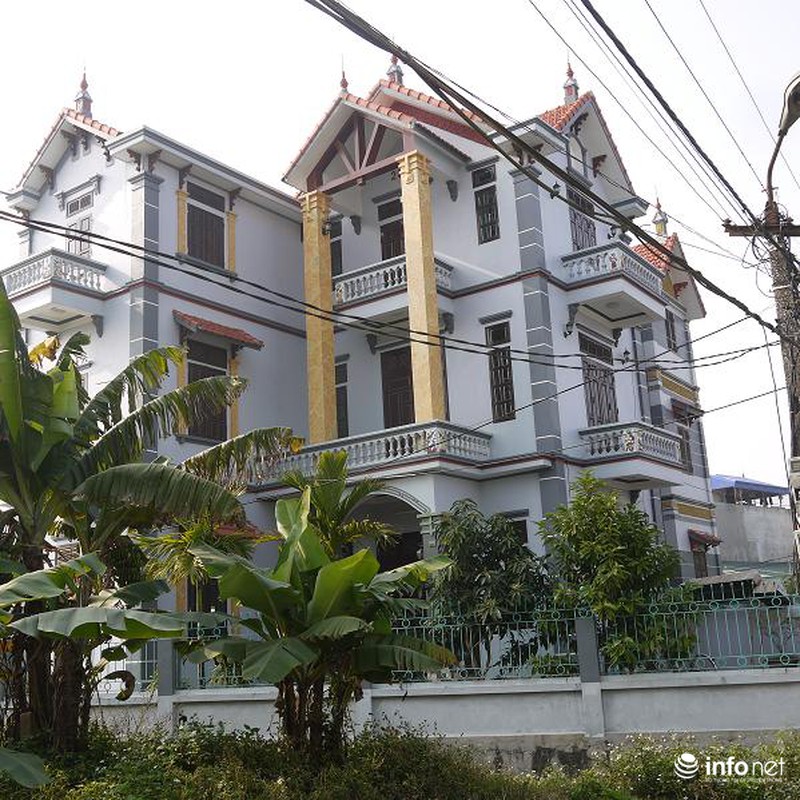 Choáng ngợp biệt thự bạc tỷ ở làng