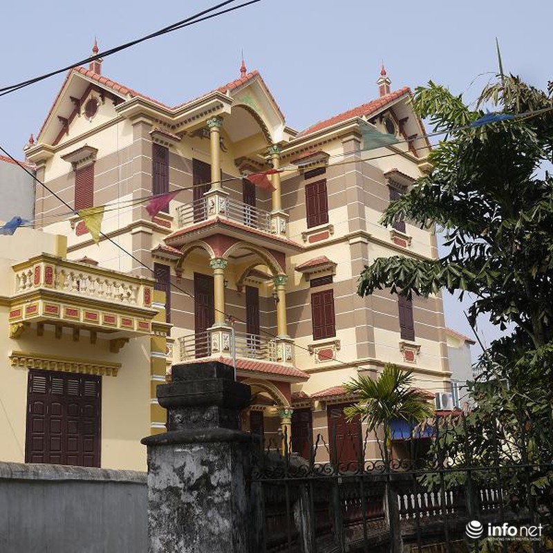 Choáng ngợp biệt thự bạc tỷ ở làng