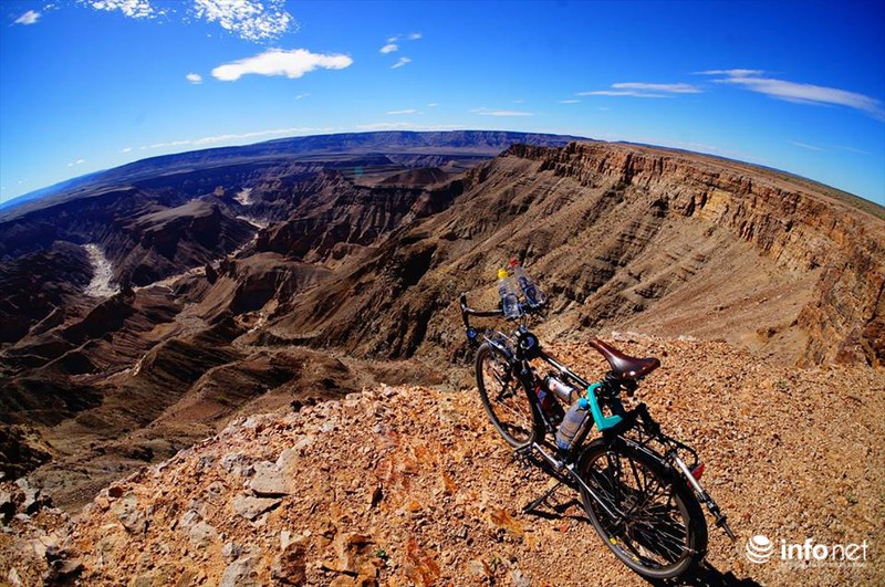 Chân dung chàng trai Nhật Bản đạp xe qua 64 quốc gia - ảnh 12