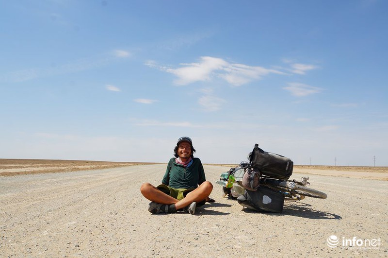 Chân dung chàng trai Nhật Bản đạp xe qua 64 quốc gia - ảnh 23