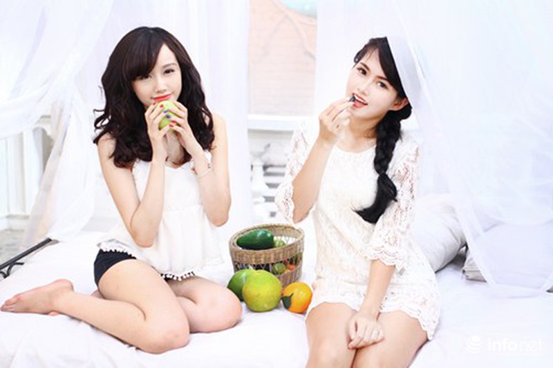 Bộ ảnh “song sinh” ấn tượng của hot girl Ngoại thương - ảnh 1