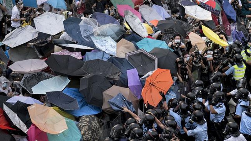 Ô - 'vũ khí độc' trong cuộc biểu tình ở Hong Kong - ảnh 15
