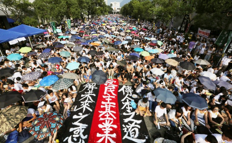 Ô - 'vũ khí độc' trong cuộc biểu tình ở Hong Kong - ảnh 17