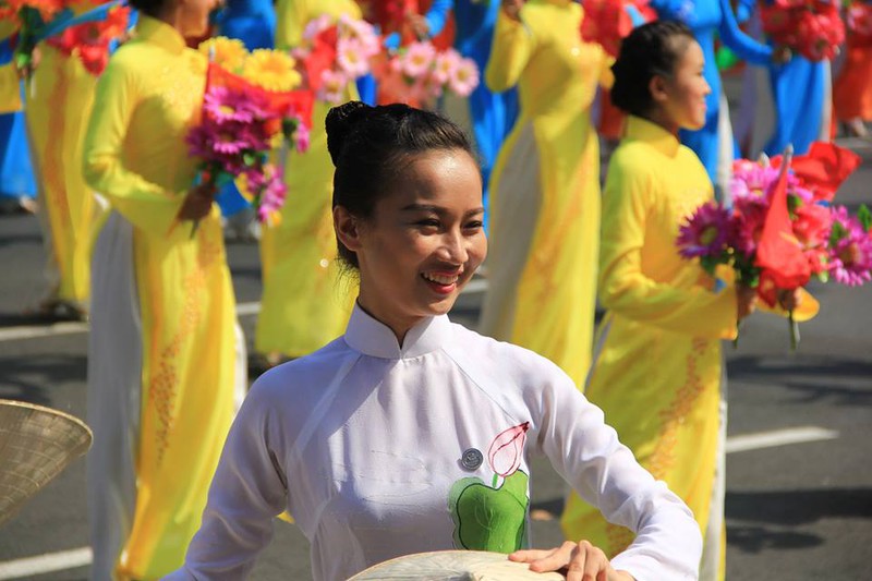 Toàn cảnh lễ Diễu binh chào mừng 40 năm Thống nhất đất nước (30/4/2015) - ảnh 5