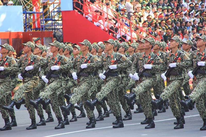 Toàn cảnh lễ Diễu binh chào mừng 40 năm Thống nhất đất nước (30/4/2015) - ảnh 49