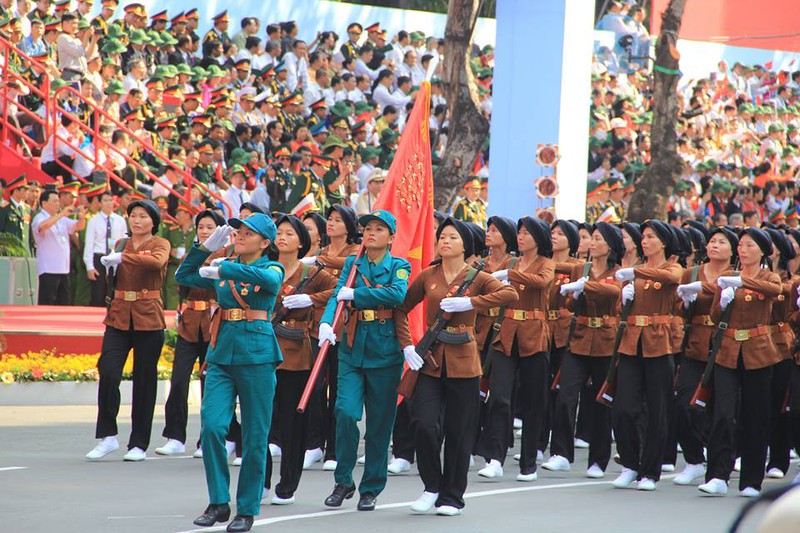 Toàn cảnh lễ Diễu binh chào mừng 40 năm Thống nhất đất nước (30/4/2015) - ảnh 35