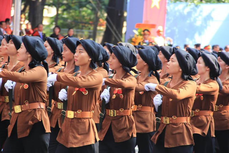 Toàn cảnh lễ Diễu binh chào mừng 40 năm Thống nhất đất nước (30/4/2015) - ảnh 34