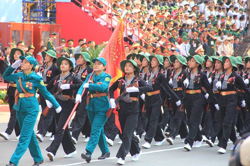 Toàn cảnh lễ Diễu binh chào mừng 40 năm Thống nhất đất nước (30/4/2015) - ảnh 36