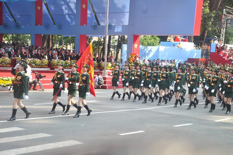 Toàn cảnh lễ Diễu binh chào mừng 40 năm Thống nhất đất nước (30/4/2015) - ảnh 45