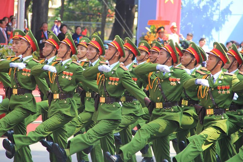 Toàn cảnh lễ Diễu binh chào mừng 40 năm Thống nhất đất nước (30/4/2015) - ảnh 12