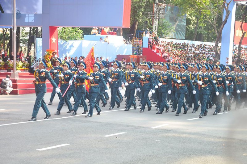 Toàn cảnh lễ Diễu binh chào mừng 40 năm Thống nhất đất nước (30/4/2015) - ảnh 47