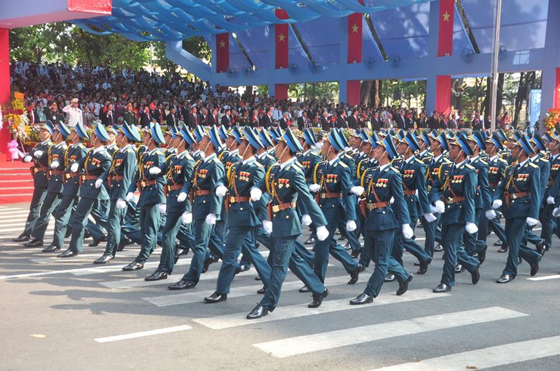 Toàn cảnh lễ Diễu binh chào mừng 40 năm Thống nhất đất nước (30/4/2015) - ảnh 46