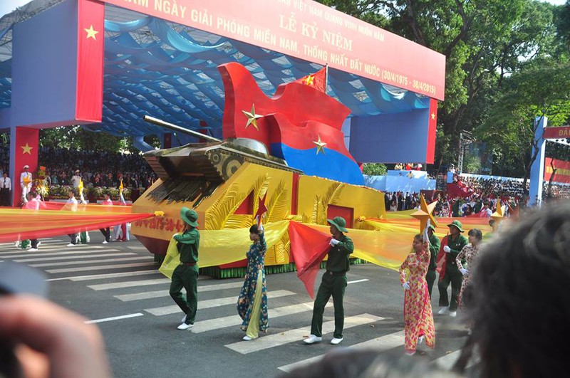 Toàn cảnh lễ Diễu binh chào mừng 40 năm Thống nhất đất nước (30/4/2015) - ảnh 59