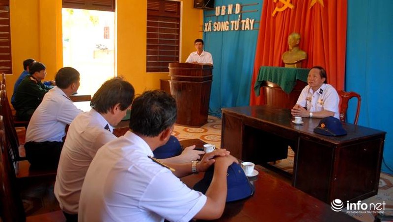 Bộ TT&TT đưa Triển lãm chủ quyền Hoàng Sa, Trường Sa ra Song Tử Tây - ảnh 8