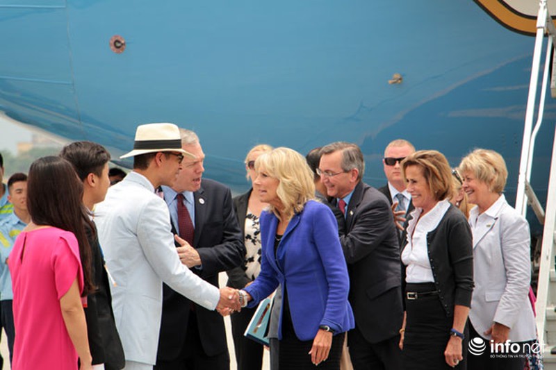 Đệ nhị phu nhân Mỹ đã đến Nội Bài, thăm Việt Nam - ảnh 6