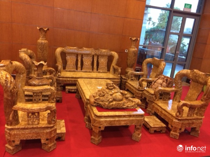 Ngắm bộ bàn ghế bạc tỷ khiến nhiều người giật mình - ảnh 5
