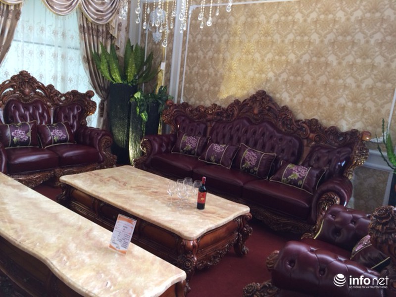 Tận mục bộ sofa bình dị có giá hơn 1 tỷ đồng - ảnh 6