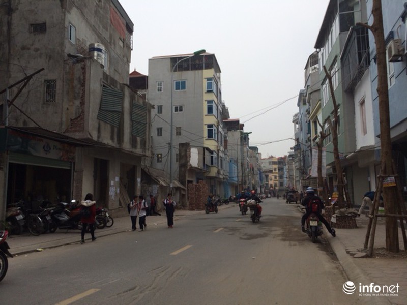 Hà Nội: Phố độc nhà kỳ dị, méo mó không giống ai - ảnh 1