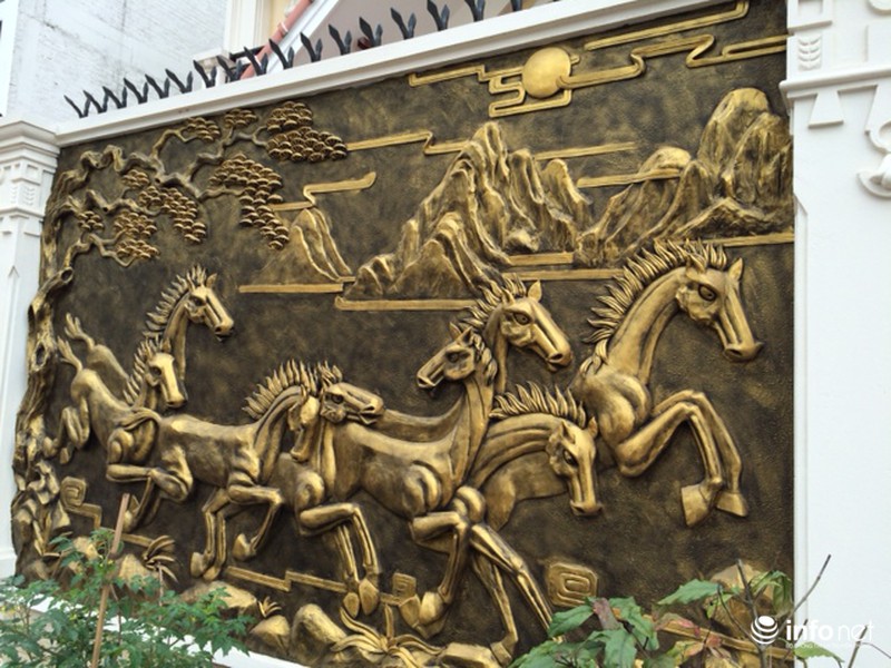 Chiêm ngưỡng cổng biệt thự, tường rào cầu kỳ của các đại gia Hà Nội - ảnh 13