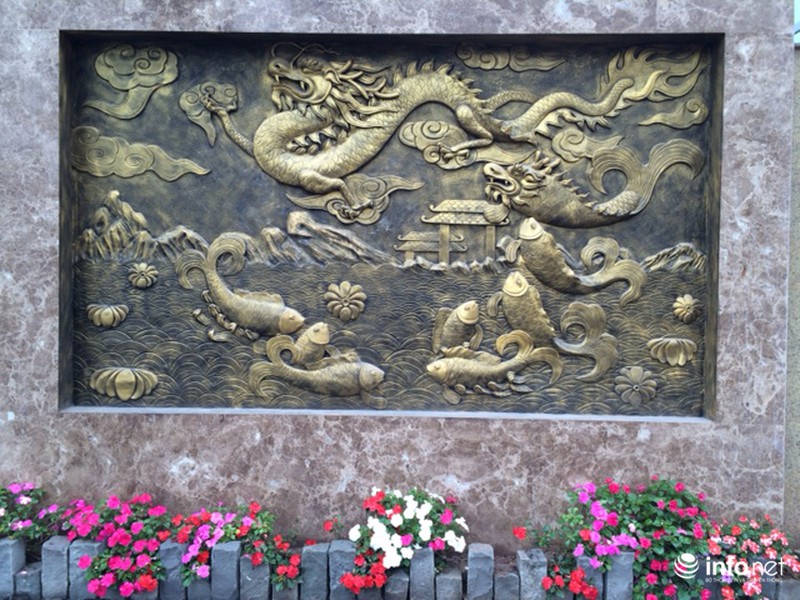 Chiêm ngưỡng cổng biệt thự, tường rào cầu kỳ của các đại gia Hà Nội - ảnh 14