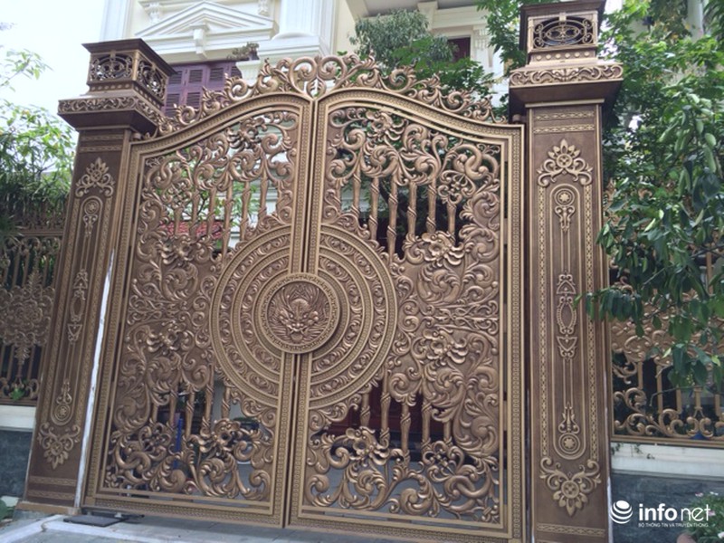 Chiêm ngưỡng cổng biệt thự, tường rào cầu kỳ của các đại gia Hà Nội - ảnh 5
