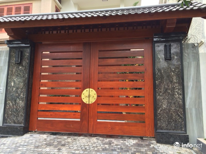 Chiêm ngưỡng cổng biệt thự, tường rào cầu kỳ của các đại gia Hà Nội - ảnh 7