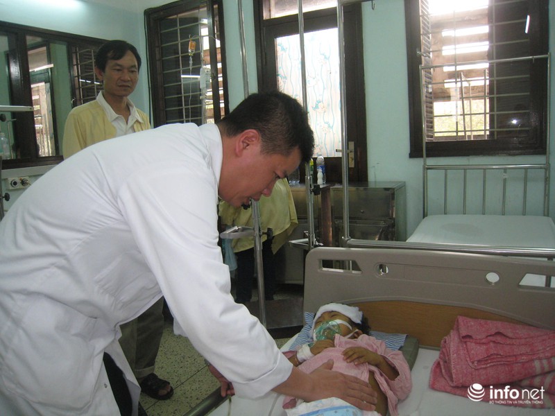 Hành trình chữa bệnh của bé gái người Lào tại Việt Nam - ảnh 4