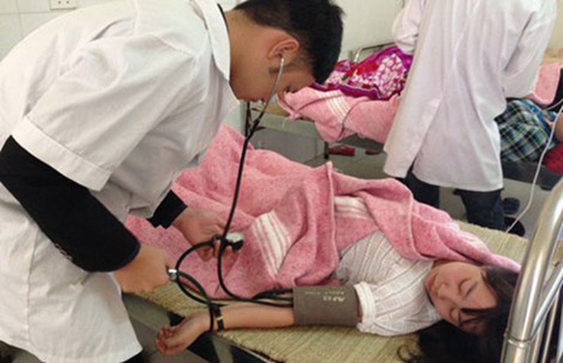 Gần 100 công nhân nhập viện sau ăn sáng 30 phút - ảnh 1