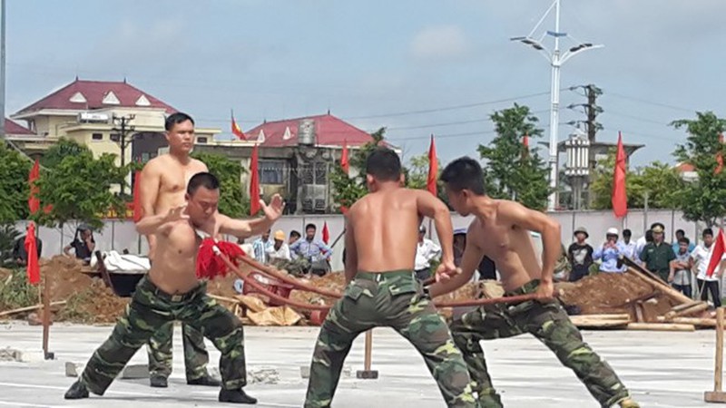 Mãn nhãn với màn biểu diễn võ thuật của các chiến sĩ biên phòng Quảng Ninh - ảnh 4