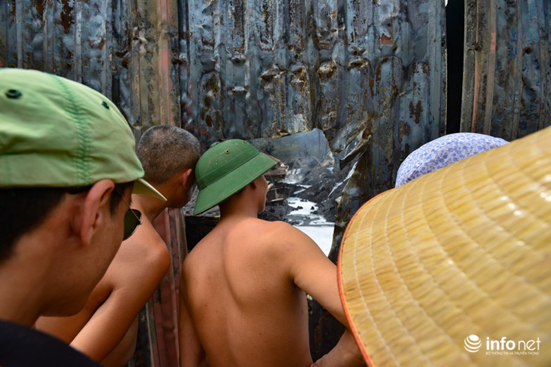 Hiện trường kho xưởng nhựa 1000m2 bị thiêu rụi - ảnh 10