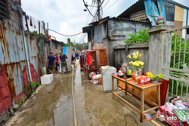 Hiện trường kho xưởng nhựa 1000m2 bị thiêu rụi - ảnh 3