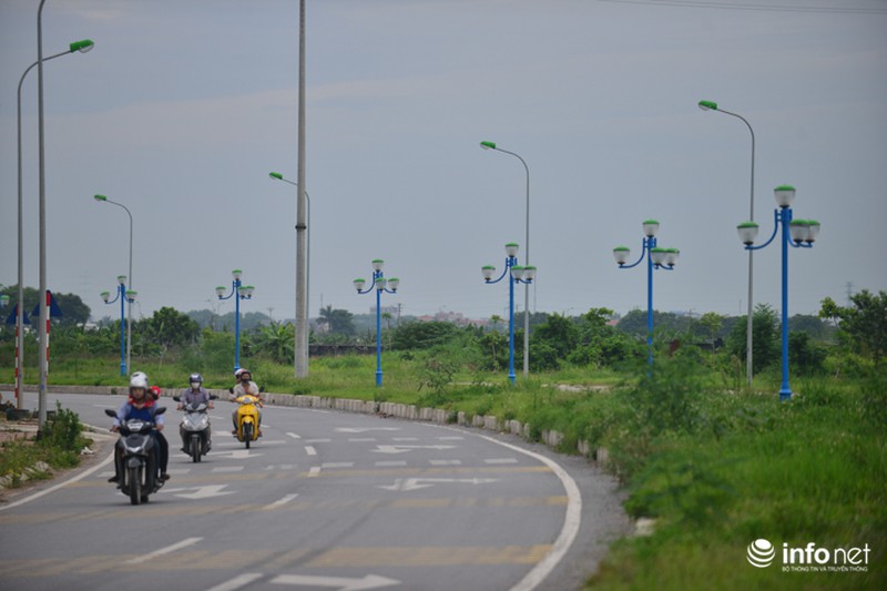Nghịch lý trên đường nghìn tỷ... có đèn nhưng không có điện - ảnh 2