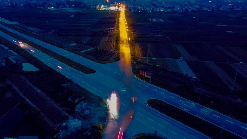 Nghịch lý trên đường nghìn tỷ... có đèn nhưng không có điện - ảnh 7