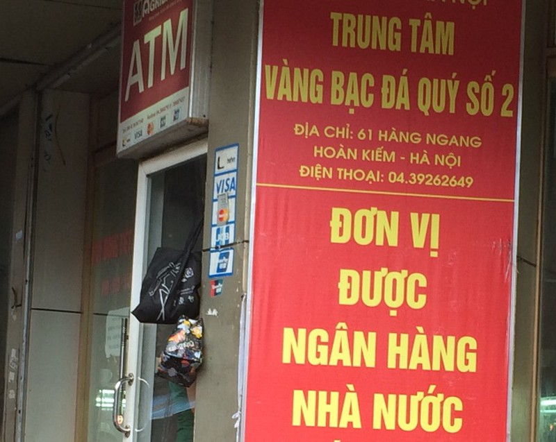 Kinh doanh, kiếm sống nhờ… ATM - ảnh 2