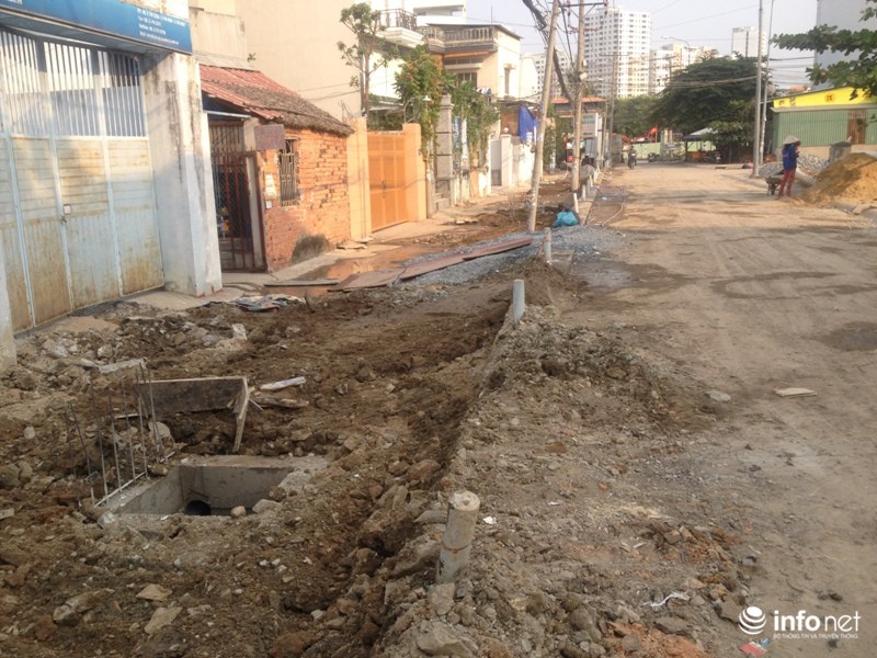Cận cảnh những con đường bị “cày xới” ngổn ngang ở Sài Gòn - ảnh 7