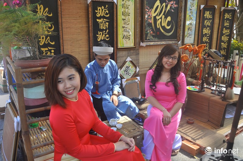 Hàng ngàn người Sài Gòn náo nức dạo phố ông đồ - ảnh 13