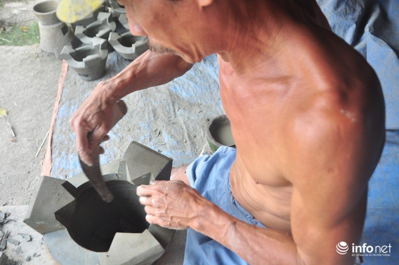 “Lò ông Táo” độc nhất vô nhị ở Sài Gòn - ảnh 8