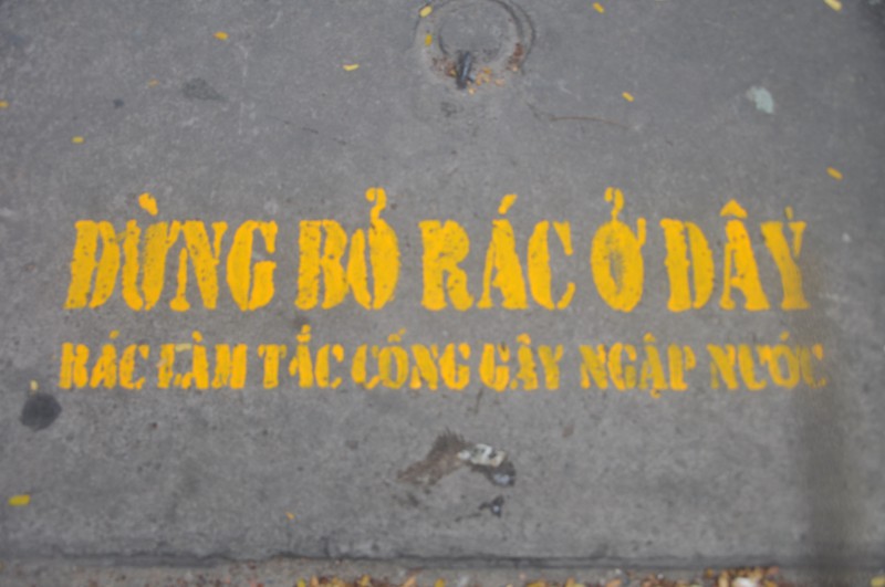 TP.HCM: Nắp cống “biết nói” - ảnh 1