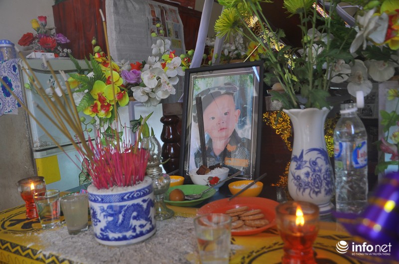 Vụ cháu bé tử vong do diều cuốn: Nơi thả diều có quá nhiều nguy hiểm! - ảnh 2