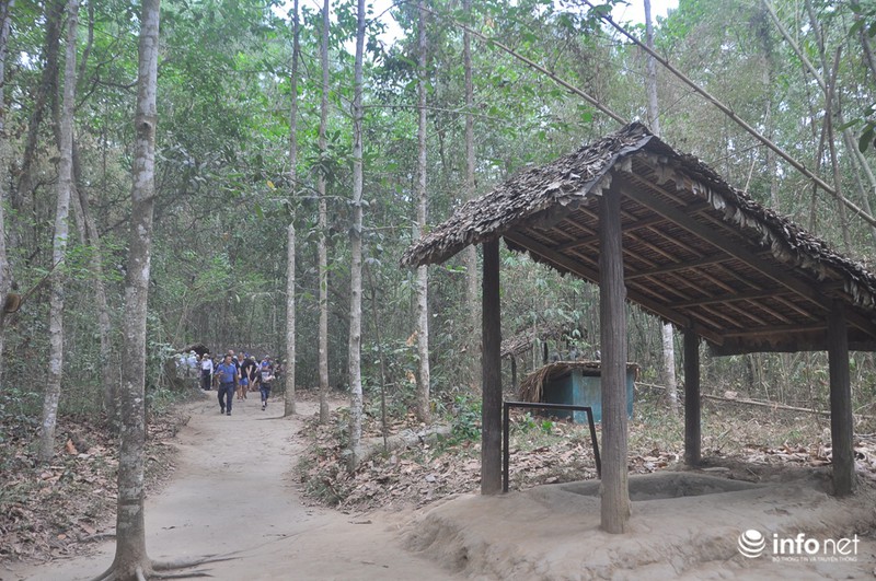 Khám phá địa đạo bí hiểm bậc nhất trong lòng Củ Chi - ảnh 2