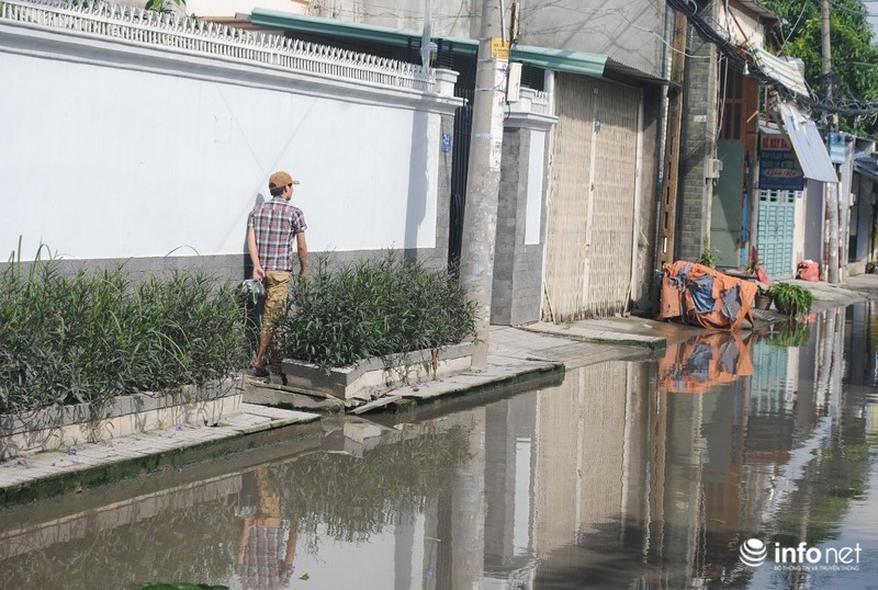 Những con đường không mưa vẫn ngập giữa Sài Gòn - ảnh 2