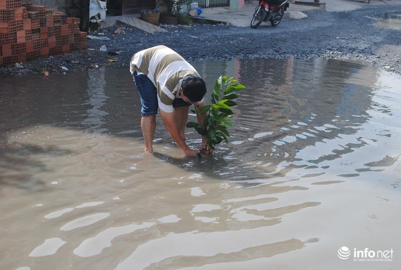 Những con đường không mưa vẫn ngập giữa Sài Gòn - ảnh 7