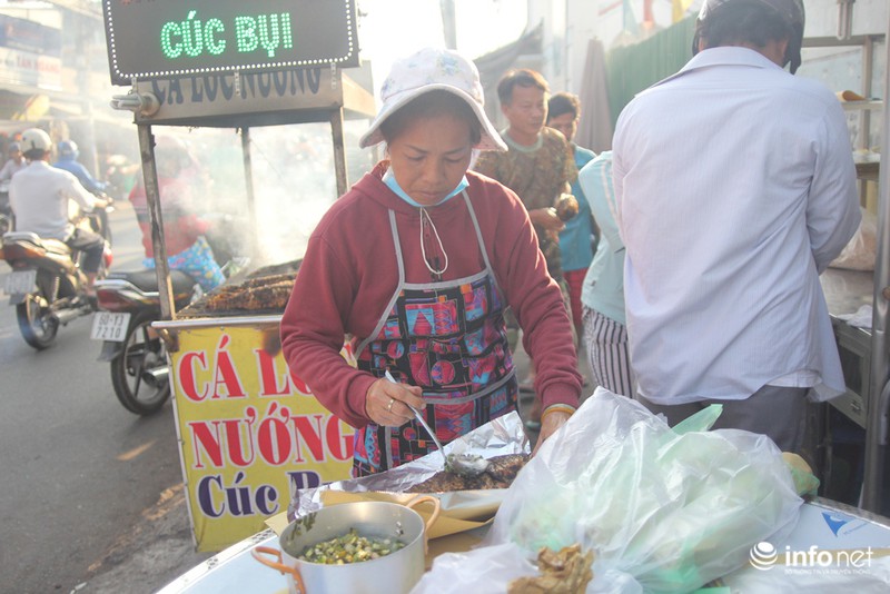 Phố cá lóc nướng Sài Gòn