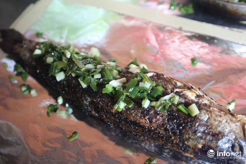 Phố cá lóc nướng Sài Gòn