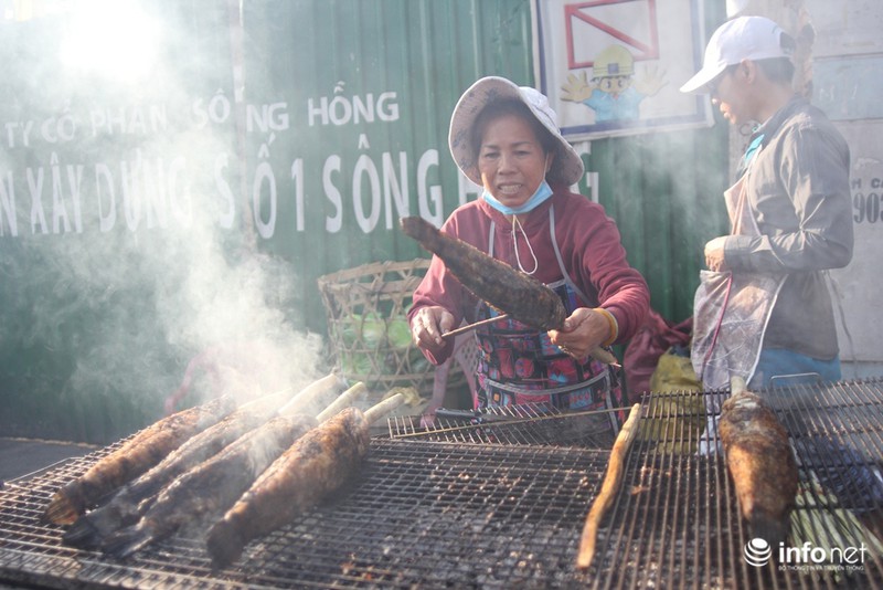 Phố cá lóc nướng Sài Gòn