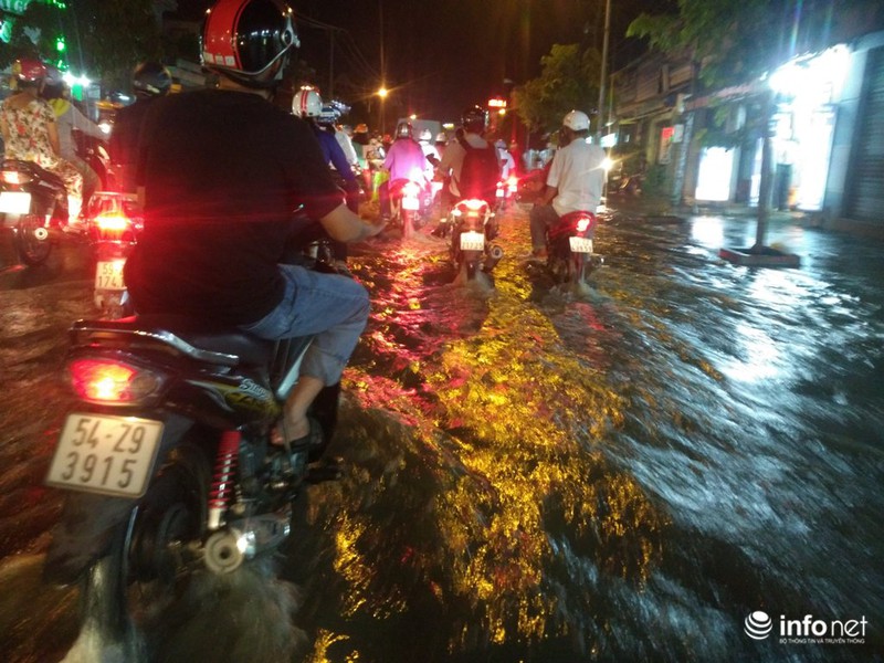 TP.HCM lại ngập